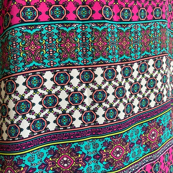 Size L Pink Rose 100% Polyester Top - Picture 2 of 6